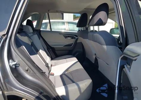 2019 Toyota Rav4 Xle из США, поврежденный, VIN JTMW1RFV7KD019686